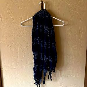Navy blue scarf